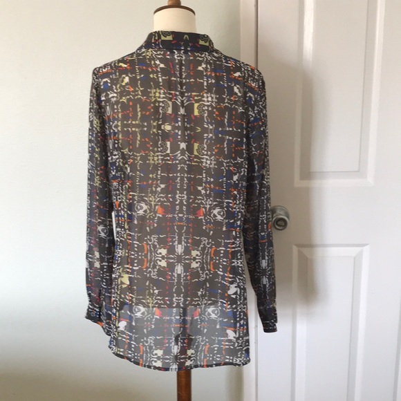 Cabi - Picture 2 of 4